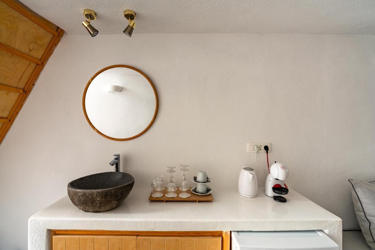 Akron Cliff Suite サントリーニ エクステリア 写真